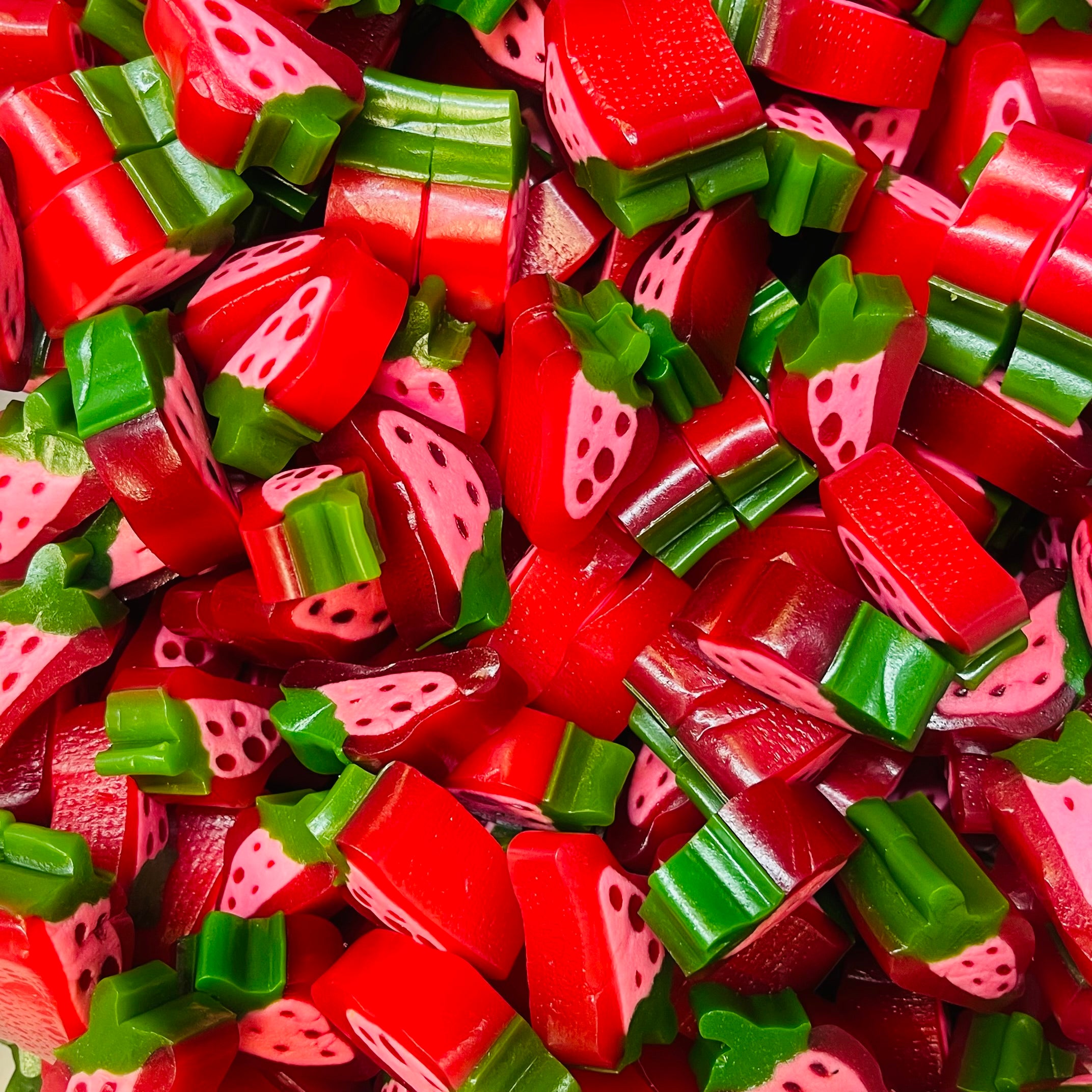 Strawberry Liquorice Slices - 250g